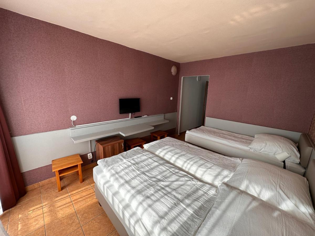 Part Hotel Siofok Exterior photo