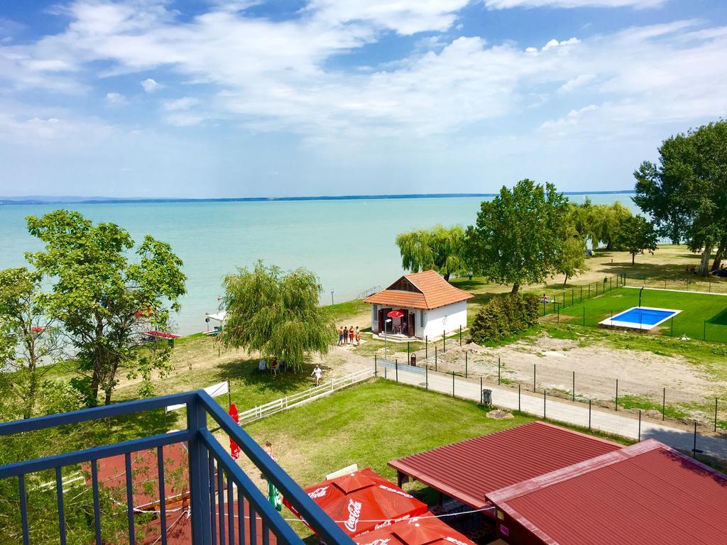 Part Hotel Siofok Exterior photo