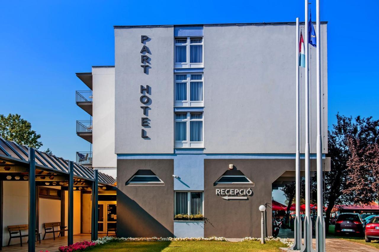 Part Hotel Siofok Exterior photo